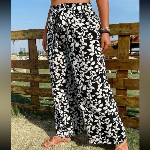 Boho Plus Size High Waist Floral Print Wide Leg Palazzo Pants - Picture 4 of 6
